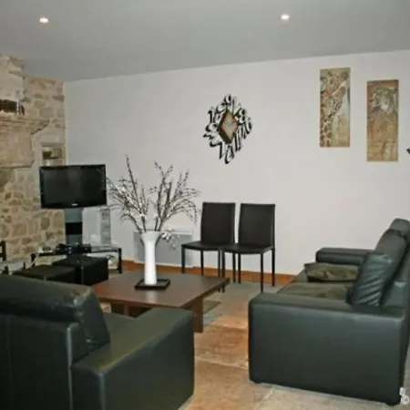 Holiday home Superbe Dans Ancien Presbytere Avec Confort, Proche Sites Historiques Et Thermes - Fr-1-589-1 Attigneville