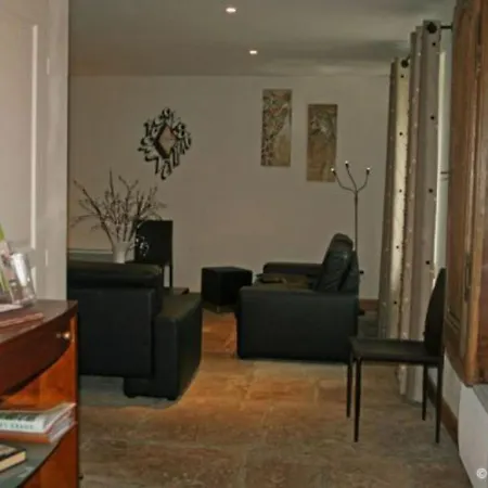 Superbe Dans Ancien Presbytere Avec Confort, Proche Sites Historiques Et Thermes - Fr-1-589-1 Attigneville