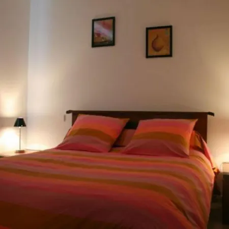 Holiday home Superbe Dans Ancien Presbytere Avec Confort, Proche Sites Historiques Et Thermes - Fr-1-589-1 Attigneville