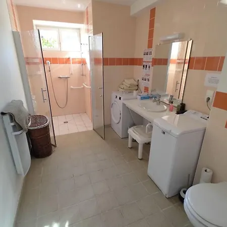 Semesterbostad Superbe Dans Ancien Presbytere Avec Confort, Proche Sites Historiques Et Thermes - Fr-1-589-1 Attigneville