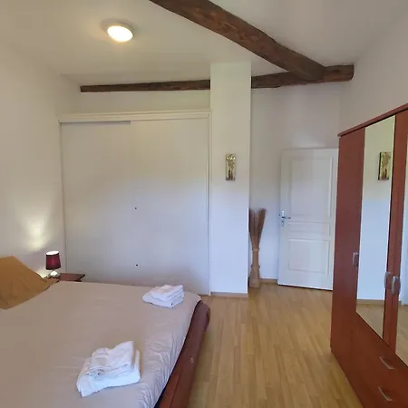 בית נופש Superbe Dans Ancien Presbytere Avec Confort, Proche Sites Historiques Et Thermes - Fr-1-589-1 *