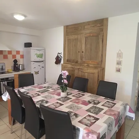 Superbe Dans Ancien Presbytere Avec Confort, Proche Sites Historiques Et Thermes - Fr-1-589-1 Attigneville